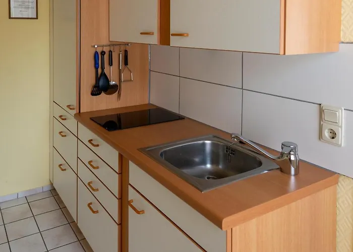 Regina Waldblick Friedrichroda