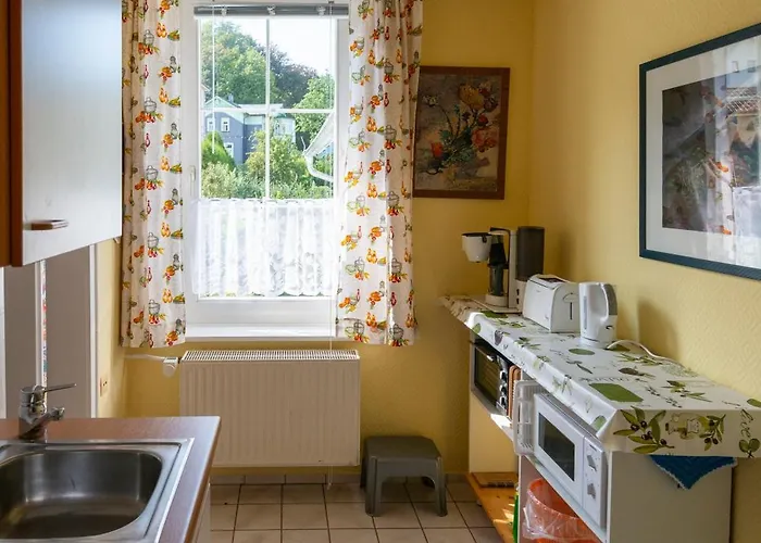 Regina Waldblick Friedrichroda